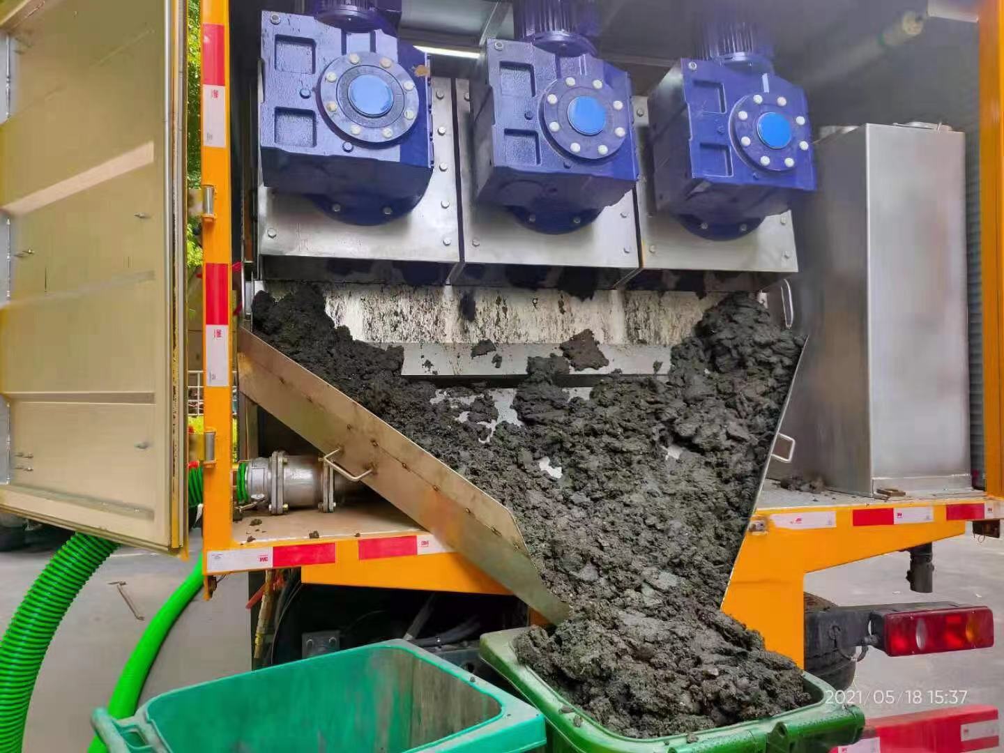 五家渠化粪池清掏城市维护站-泥浆净化干湿分离处理